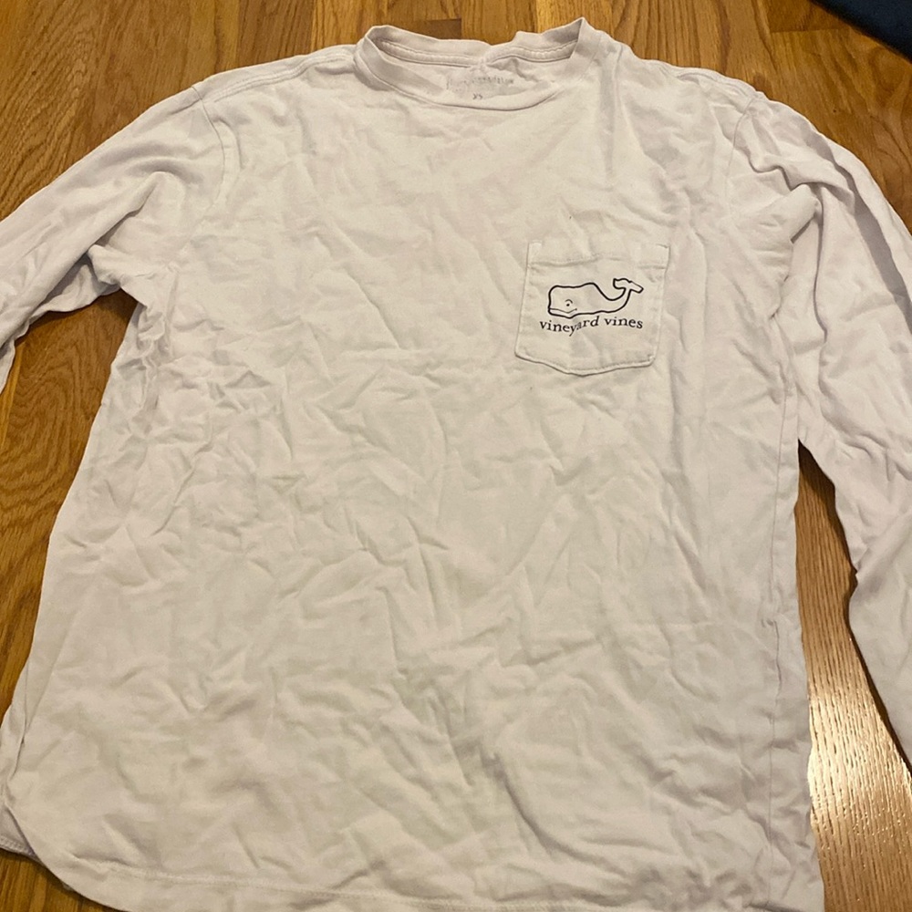 Vineyard vines long sleeve T shirts